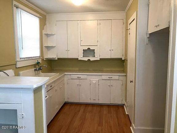4th image of 516 McIlhenny St