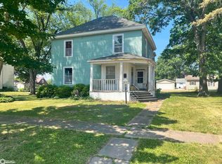 109 N Pine St, Bloomfield, IA 52537