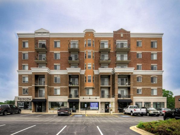 238 E Irving Park Rd UNIT 506