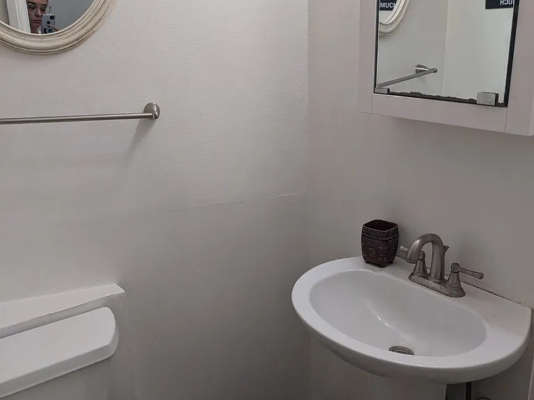 425 Calle Gomez #Y — Photo 19