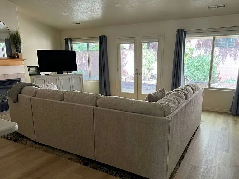1173 W Snow Canyon Pkwy #4 — Photo 5