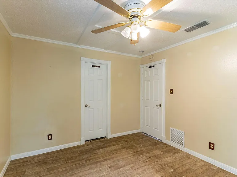 2520 Bitter Creek Dr — Photo 9