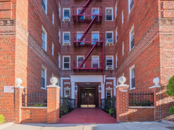 63-89 Saunders Street image 1 of 20