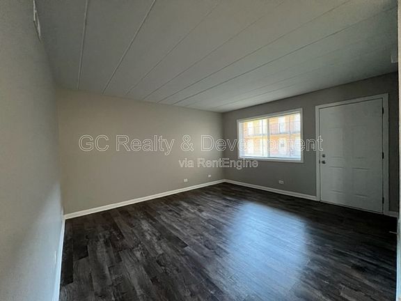 2nd image of 324 E Wilson Ave APT C