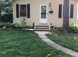 134 N Park St, Westmont, IL