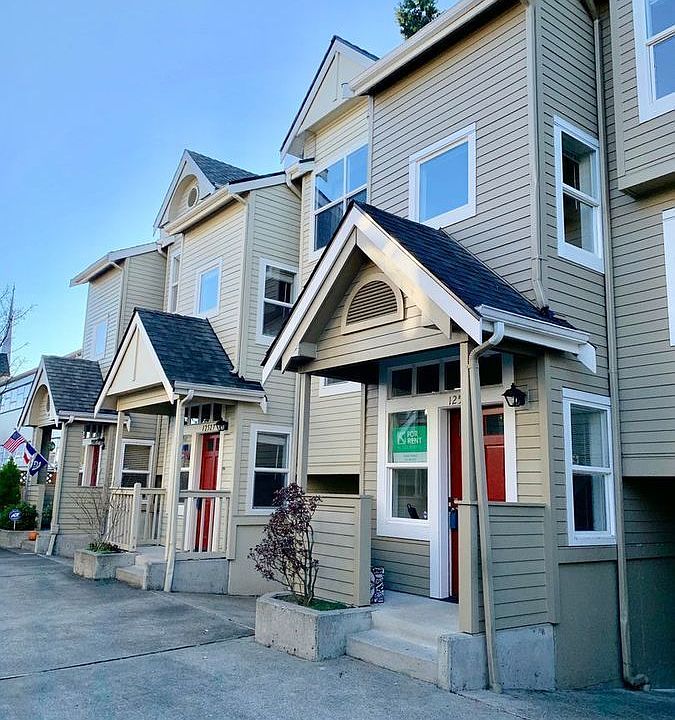 1st image of 12527 27th Ave NE