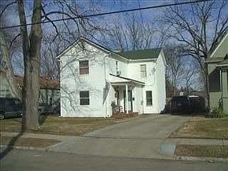 5th image of 825 Nordale Ave