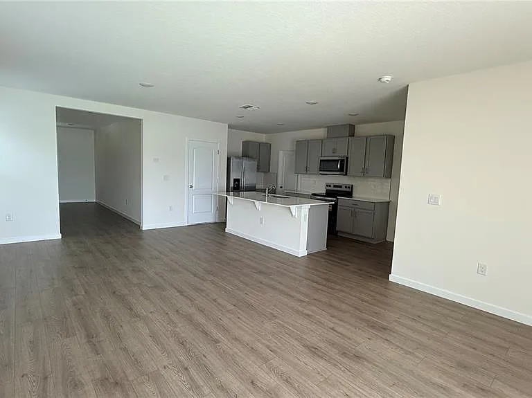 2066 Walnut Creek Dr — Photo 13