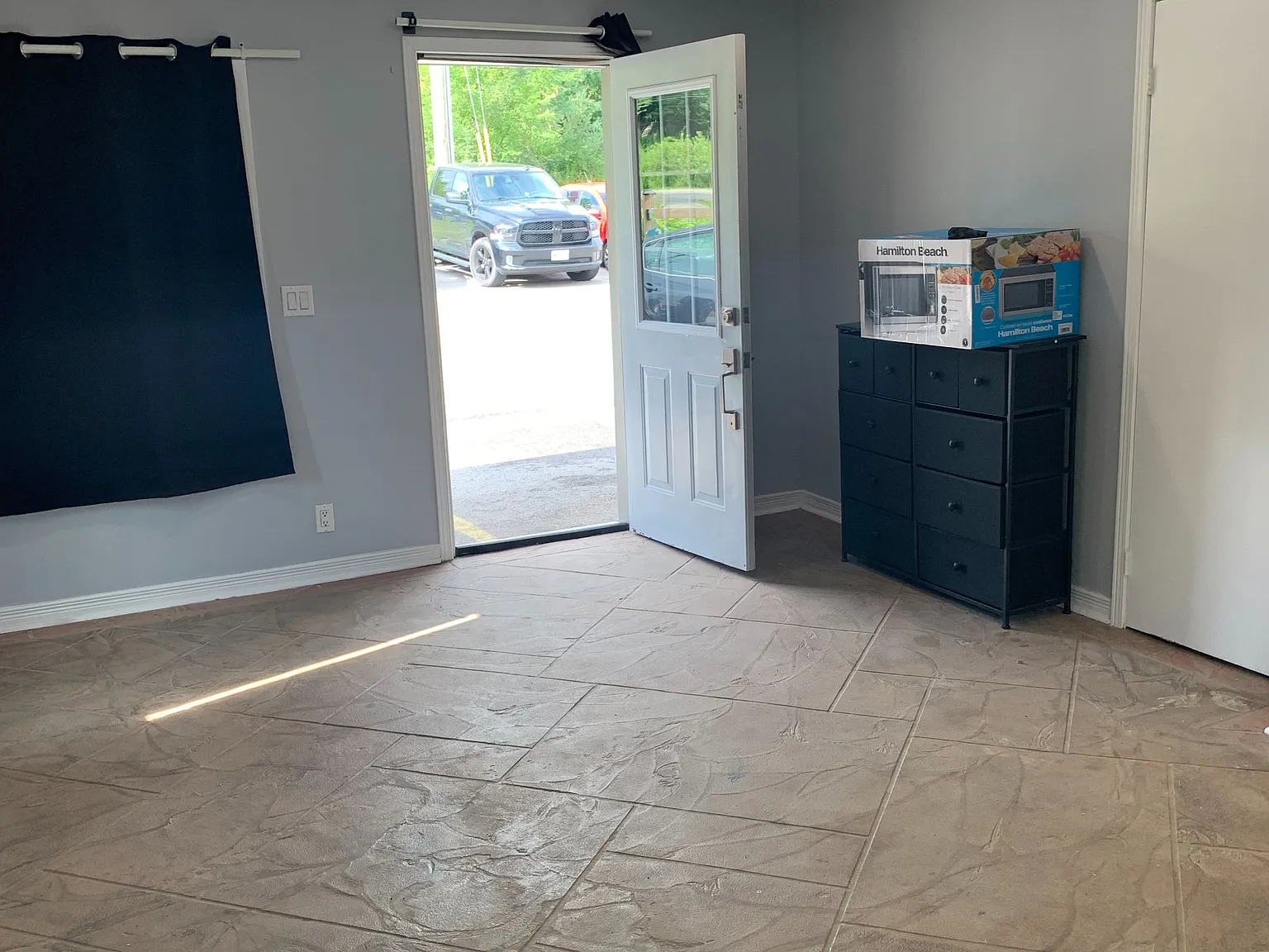 1 bed, $1,200 — Photo 2