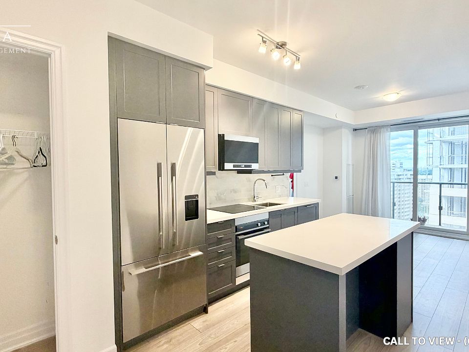 1st image of 30 Elm Dr W #1702