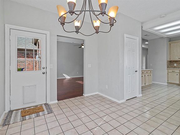 4th image of 10505 Napa Valley Dr