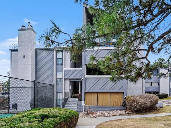 9867 E Peakview Avenue #E06, Englewood, CO 80111