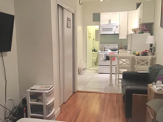 Rented by Jeffrey Mosczyc, LREB | media 10