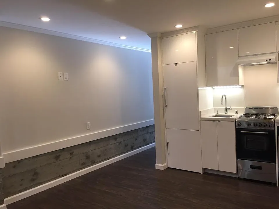 Open concept kitchen and living space