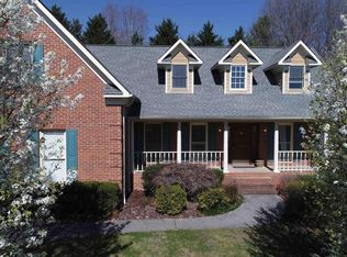 1815 Raven Hill Ct, Knoxville, TN 37922