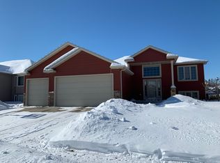 3589 44th Ave NW, Rochester, MN 55901