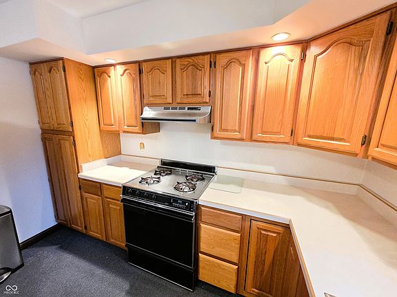5th image of 211 Cindy Ln