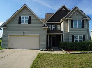 187 Morning Glory Dr, Raeford, NC 28376