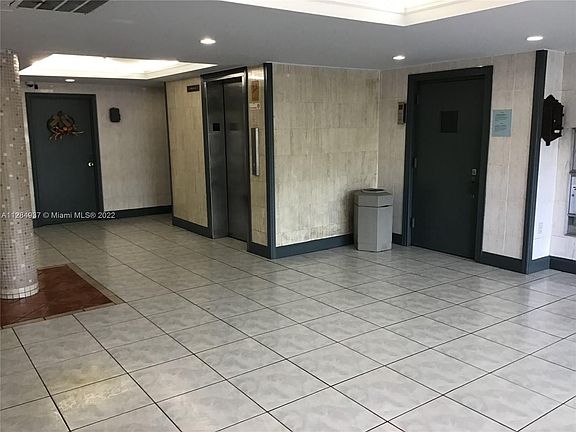 5th image of 1250 NE 125th St APT 211C