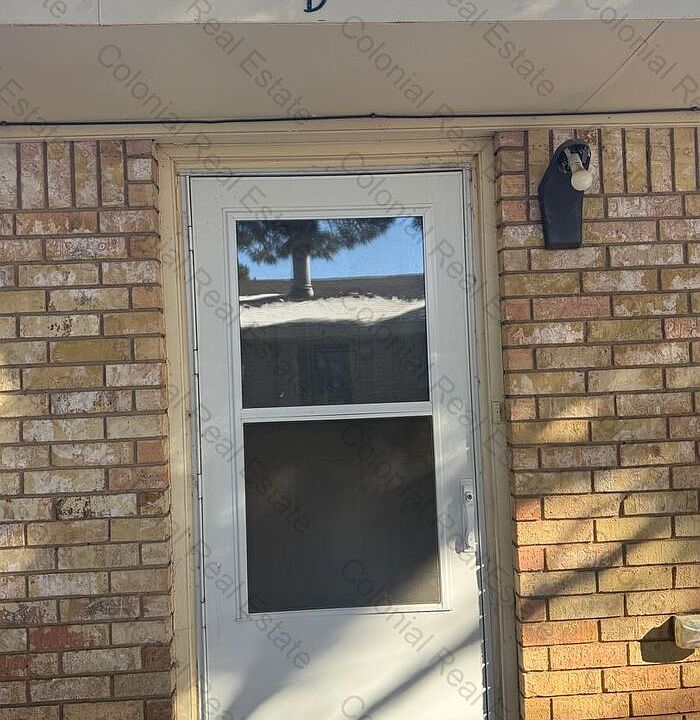1st image of 2116 Gladstone St APT D