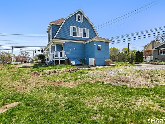 3rd image of 939 Nichols Avenue