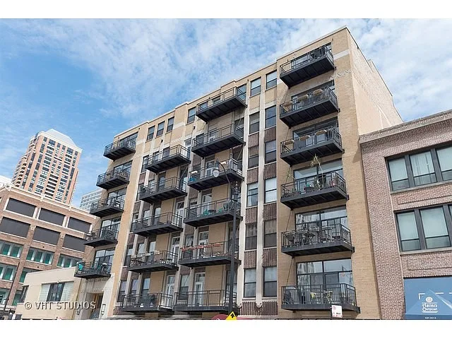 1307 S Wabash Ave APT 502 photo 1
