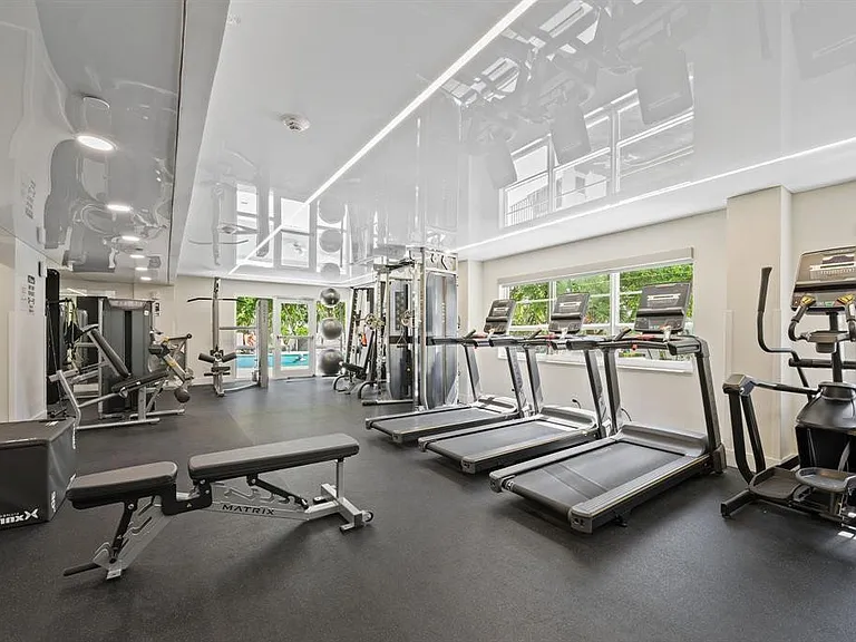 340 Sunset Dr #401 — Photo 26