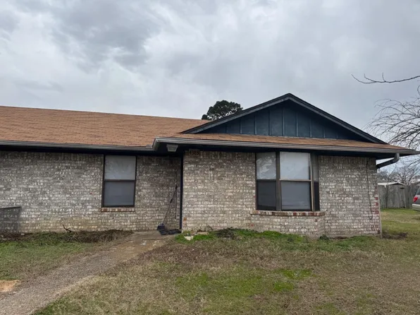 4381 Stoneridge Dr, Flint, TX 75762