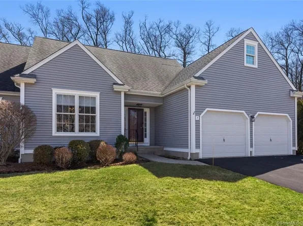 36 Buckland Street #7, Southington, CT 06479