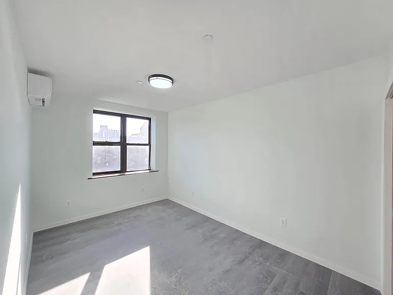 7910 4th Ave #2F — Photo 8