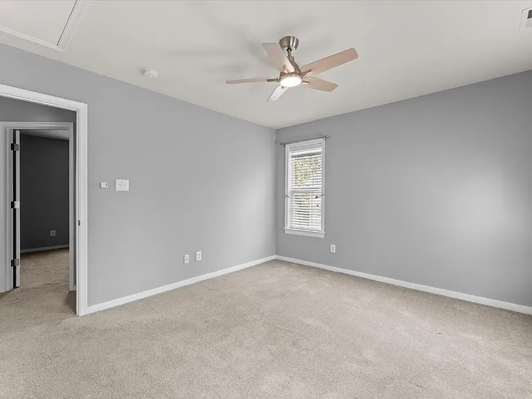 6912 Dartmouth Ave — Photo 32
