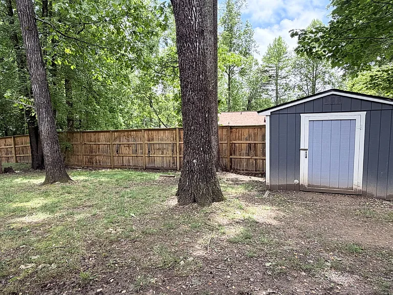 602 Beechwood Lakes Dr — Photo 46