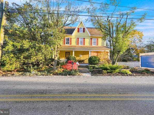 6218 Century Farms Rd, Felton, PA 17322