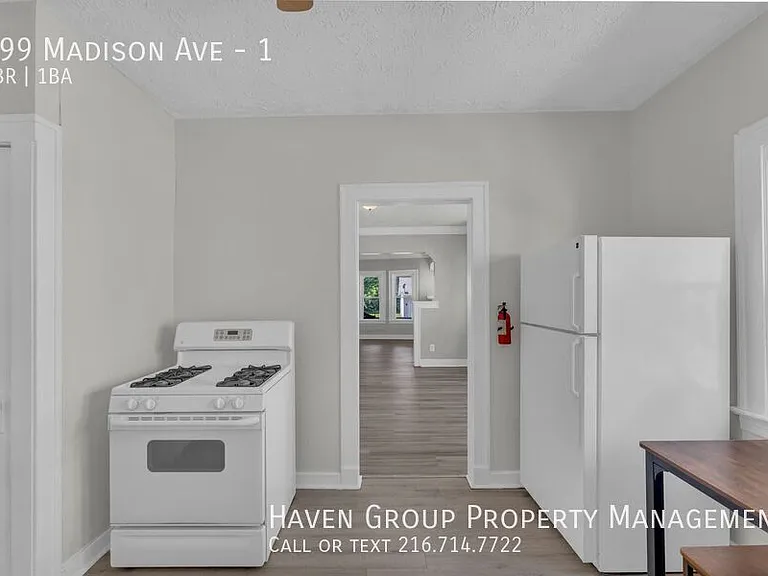 399 Madison Ave #1 — Photo 11