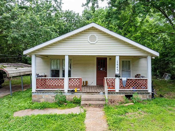2nd image of 1443 N Heights Ave