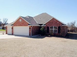 26891 Briar Oak Dr, Blanchard, OK 73010
