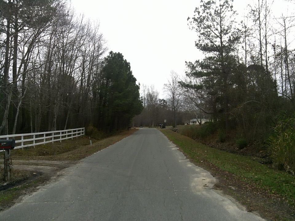 2nd image of 130 Wakeline Dr