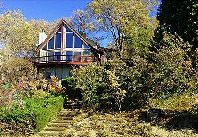 1st image of 1373 Yellowstone Dr
