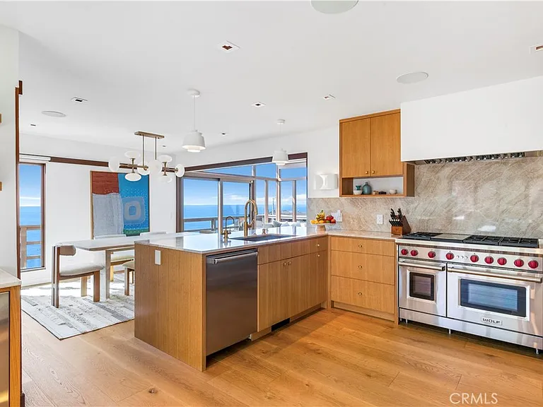 1944 Ocean Way — Photo 17