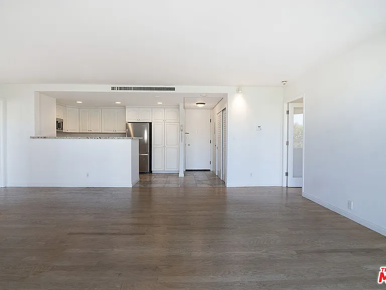 2170 Century Park E #708 — Photo 6