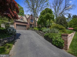 560 Baeder Rd, Jenkintown, PA 19046