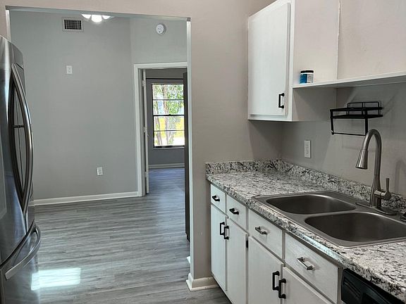 5th image of 1308 NW 7th Pl #1308