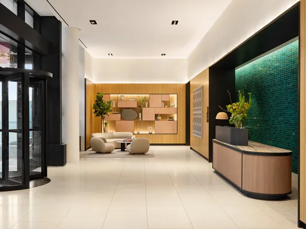 29 Huron Street image 11 of 18