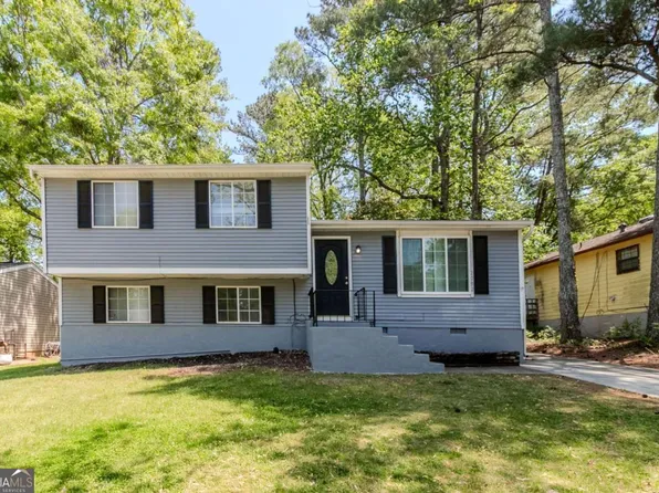 2092 Countydown Ln, Stone Mountain, GA 30088