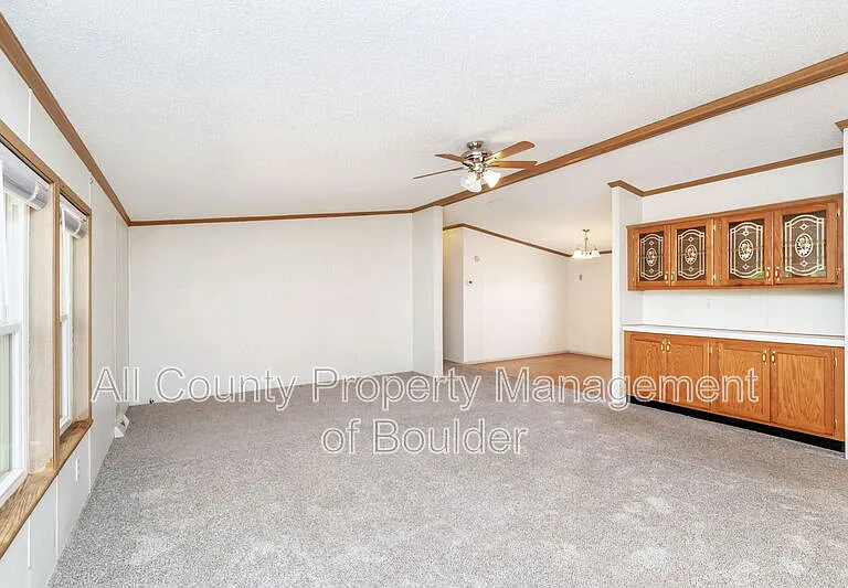10503 Isabelle Rd — Photo 3