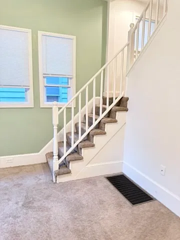 18 E Main St_TOWN - 1 — Photo 2