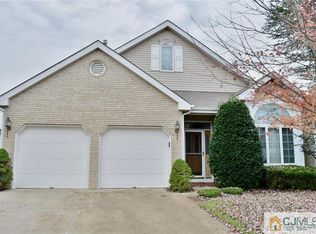 14 Harwood Rd, Monroe Township, NJ 08831