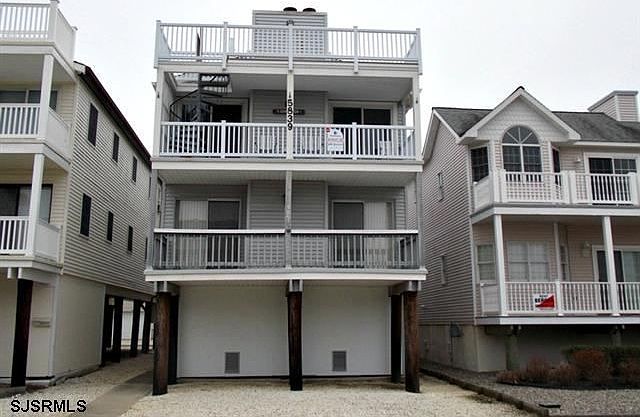 1st image of 5839 West Ave