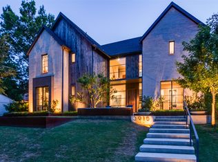 3915 Frontier Ln, Dallas, TX 75214