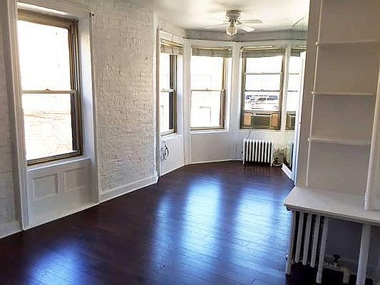 1st image of 2 Jane St APT 4C
